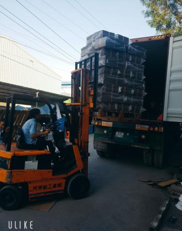 Hình Ảnh Hoạt Động Xuất Hàng 